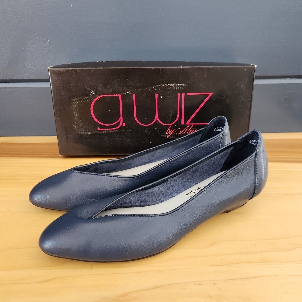 80s Navy Blue Leather Flats‎ in Original Box